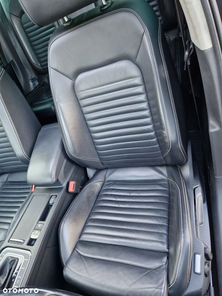 Volkswagen Passat 2.0 TDI (BlueMotion Technology) DSG Comfortline - 25