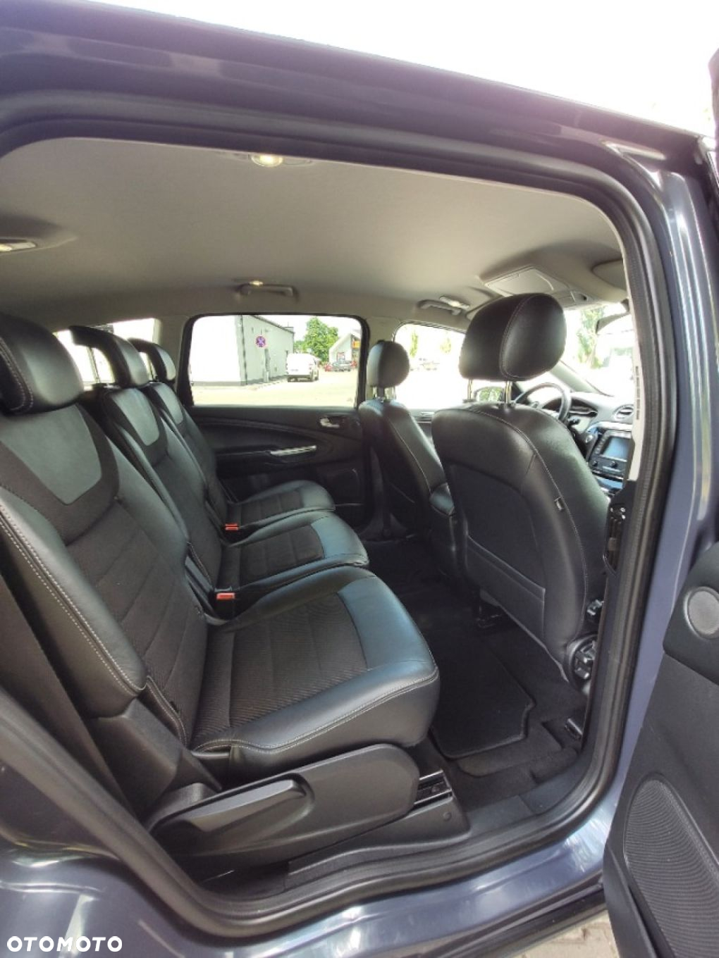 Ford S-Max 2.0 TDCi DPF Titanium - 16
