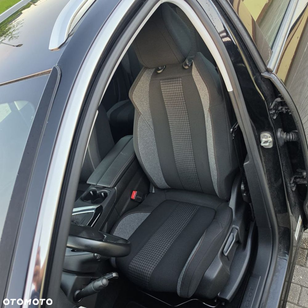 Peugeot 5008 BlueHDI 130 Active Business-Paket - 17