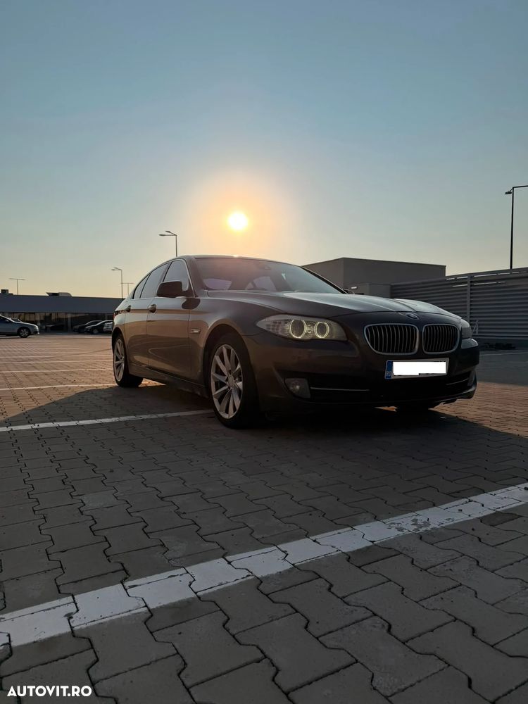 BMW Seria 5 520d Aut. - 6