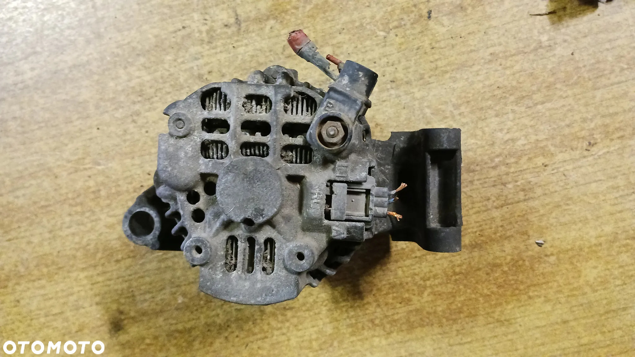 Alternator FORD C-Max Fiesta Focus Fusion Puma 1.4/ 1.6 benzyna Q80RA  2S6T-10300-CB / DB - 3