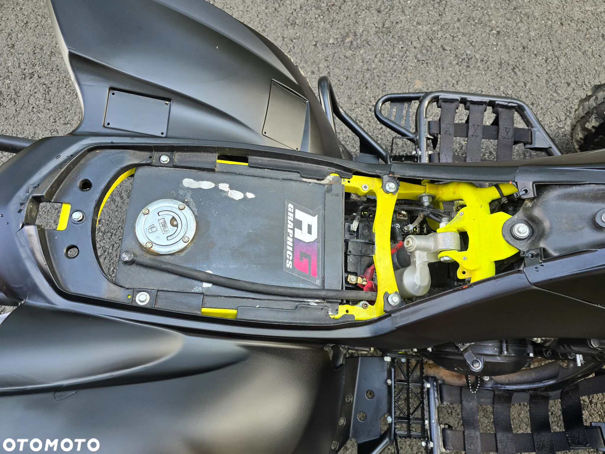 Yamaha YFZ - 10