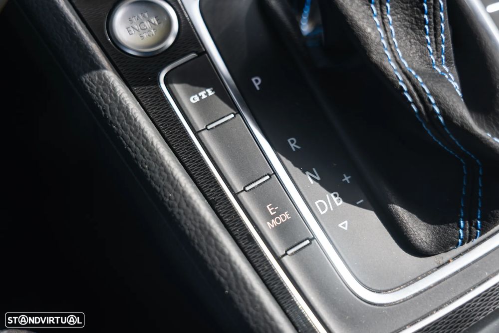VW Golf 1.4 GTE Plug-In-Hybrid DSG - 17