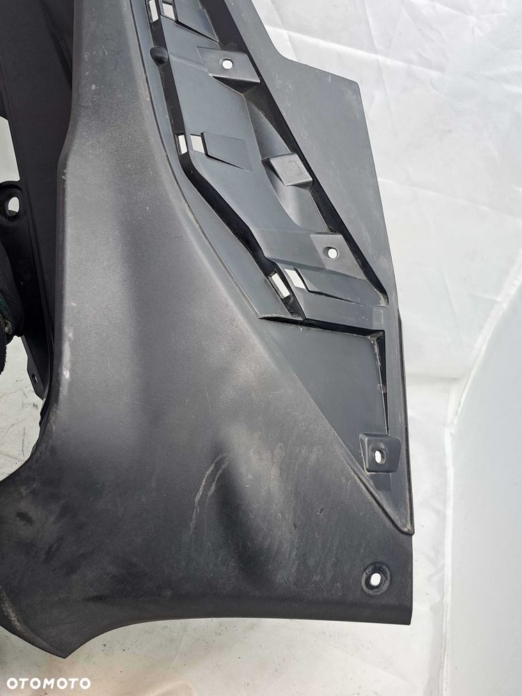 Podest Podłoga Lewy Yamaha T Max 22'+ - 7
