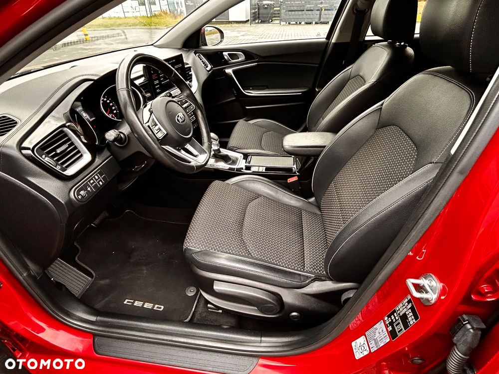 Kia Ceed 1.6 CRDi SCR L Business Line Plus DCT - 25