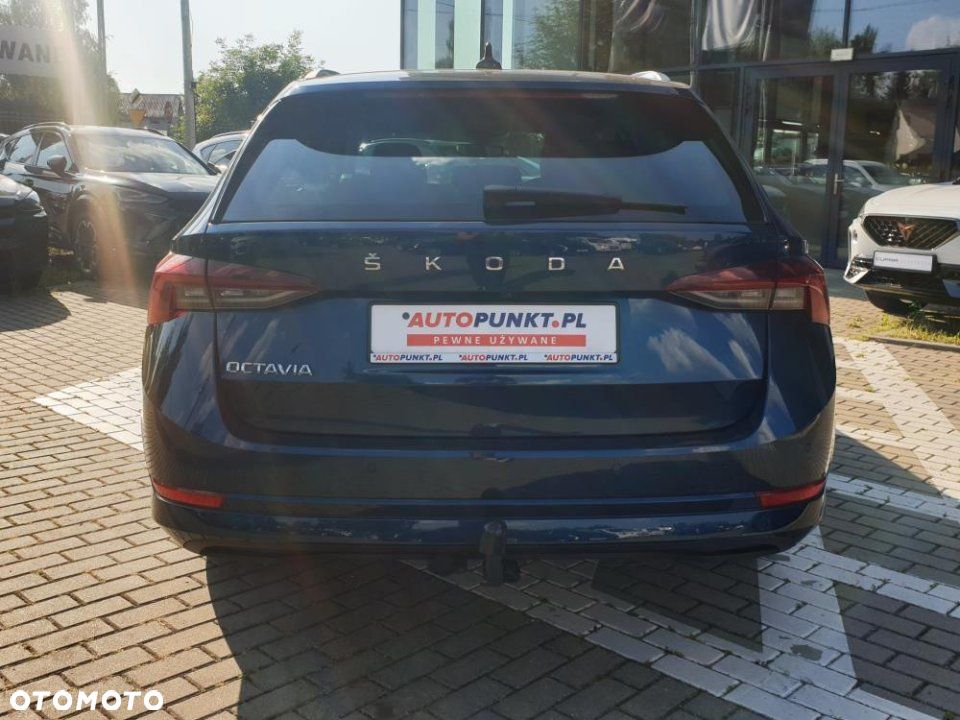 Skoda Octavia - 4