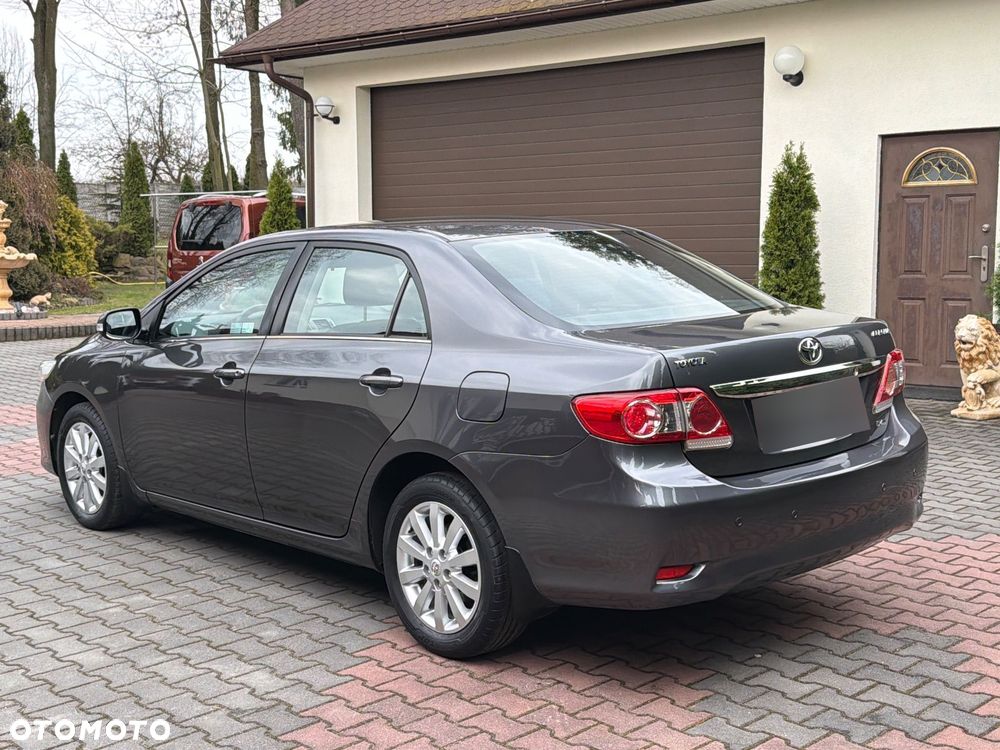 Toyota Corolla 1.6 Premium - 8