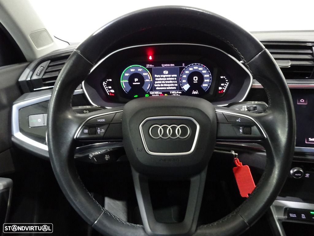 Audi Q3 45 TFSIe S tronic - 12