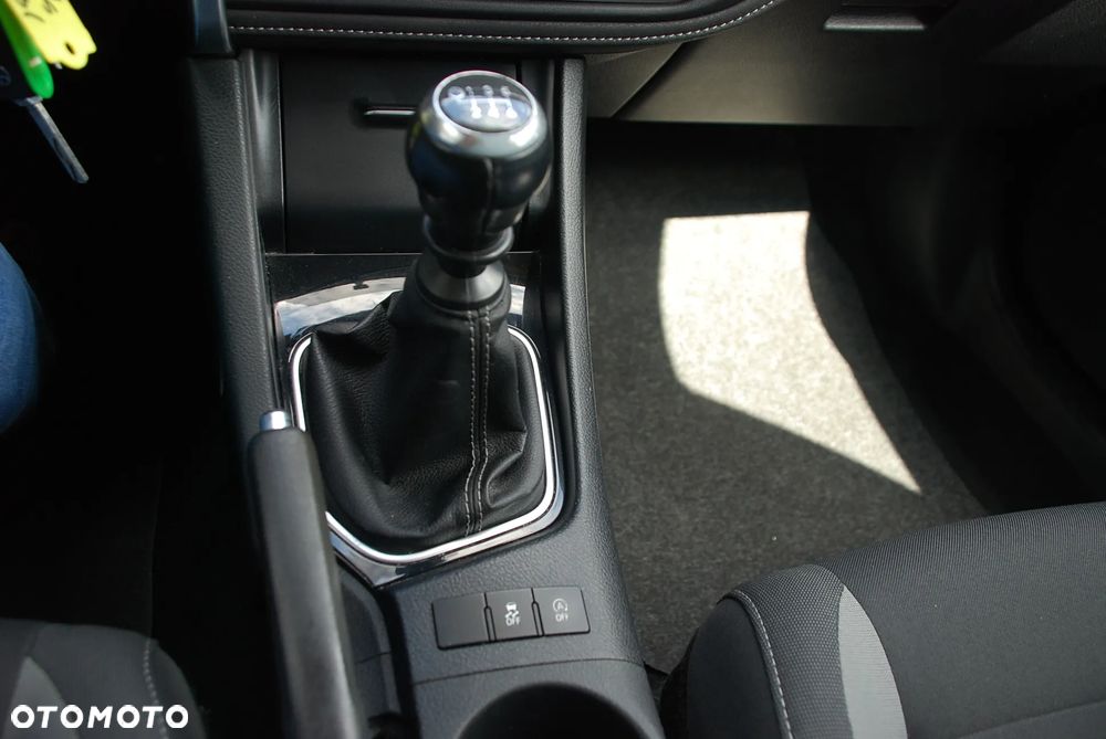 Toyota Auris 1.6 D-4D Edition-S - 7