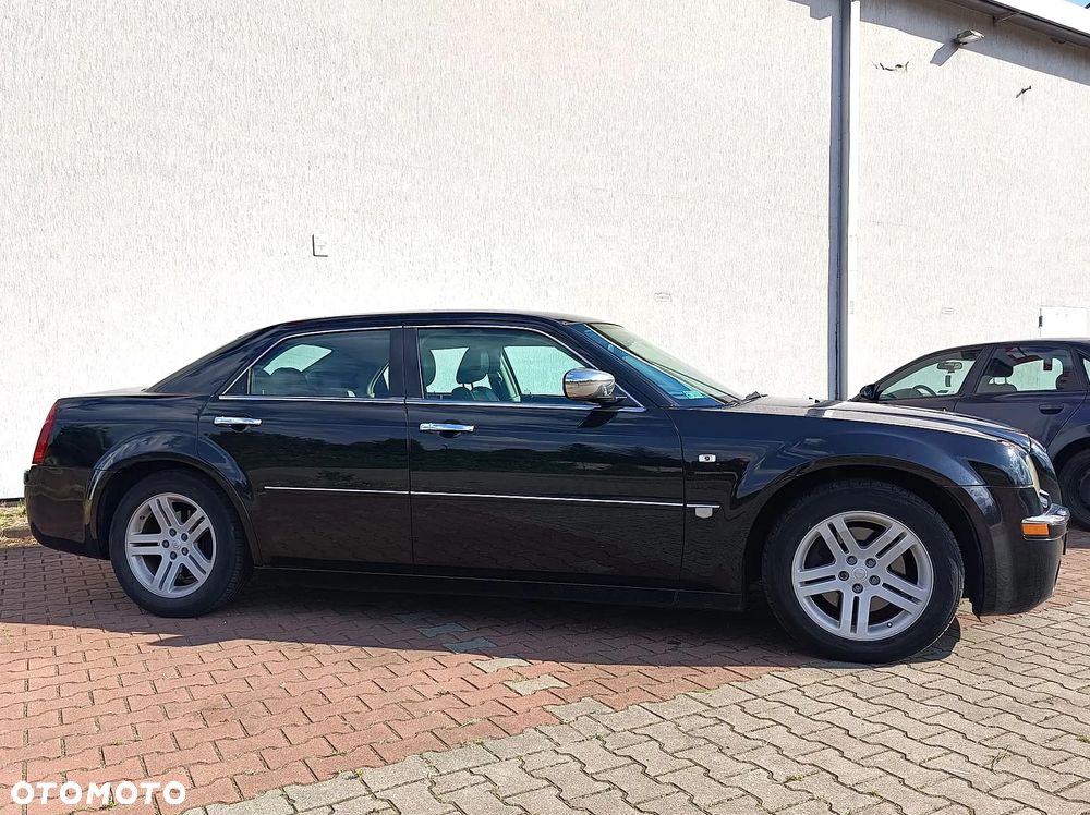 Chrysler 300C 3.5 V6 - 5