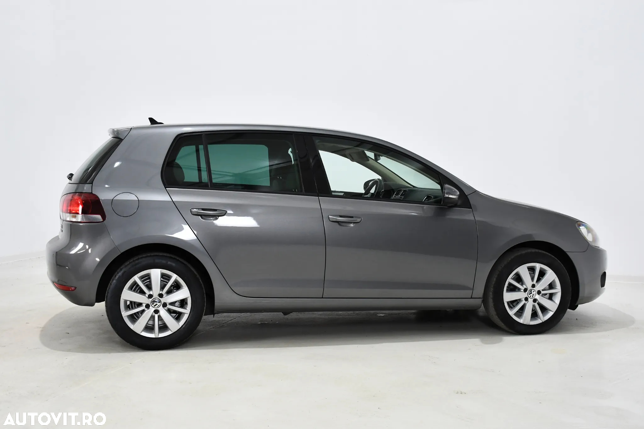 Volkswagen Golf - 3