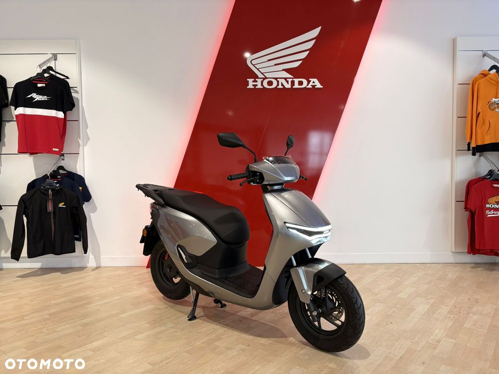 Honda C - 2