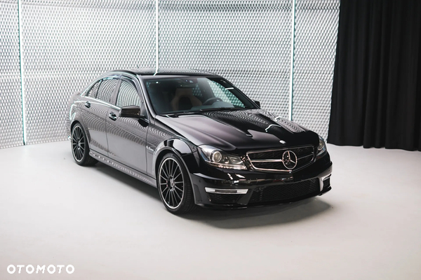 Mercedes-Benz Klasa C AMG 63