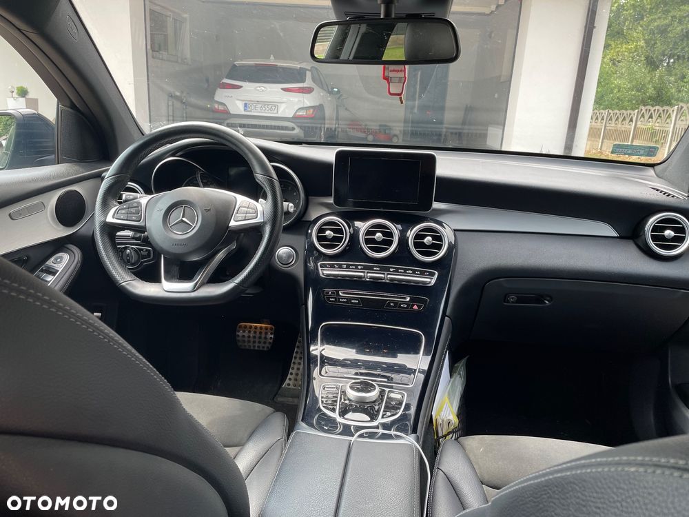 Mercedes-Benz GLC Coupe 250 4-Matic - 1