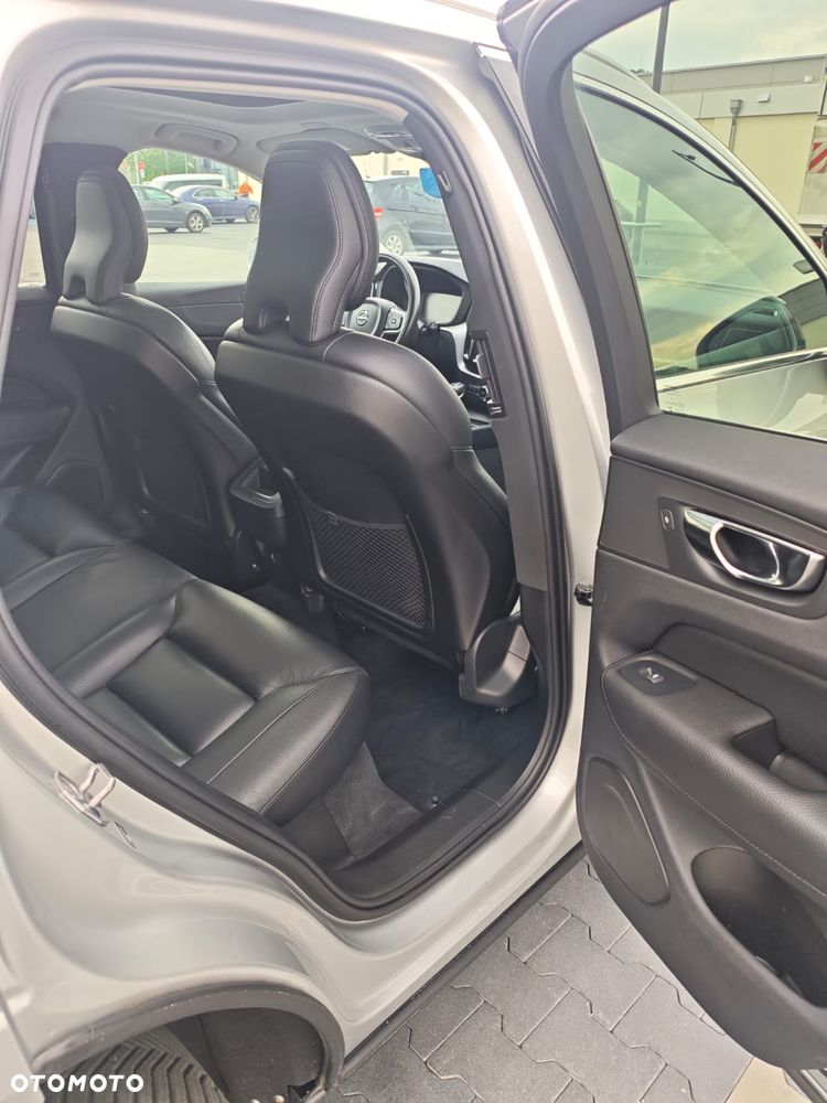 Volvo XC 60 2019