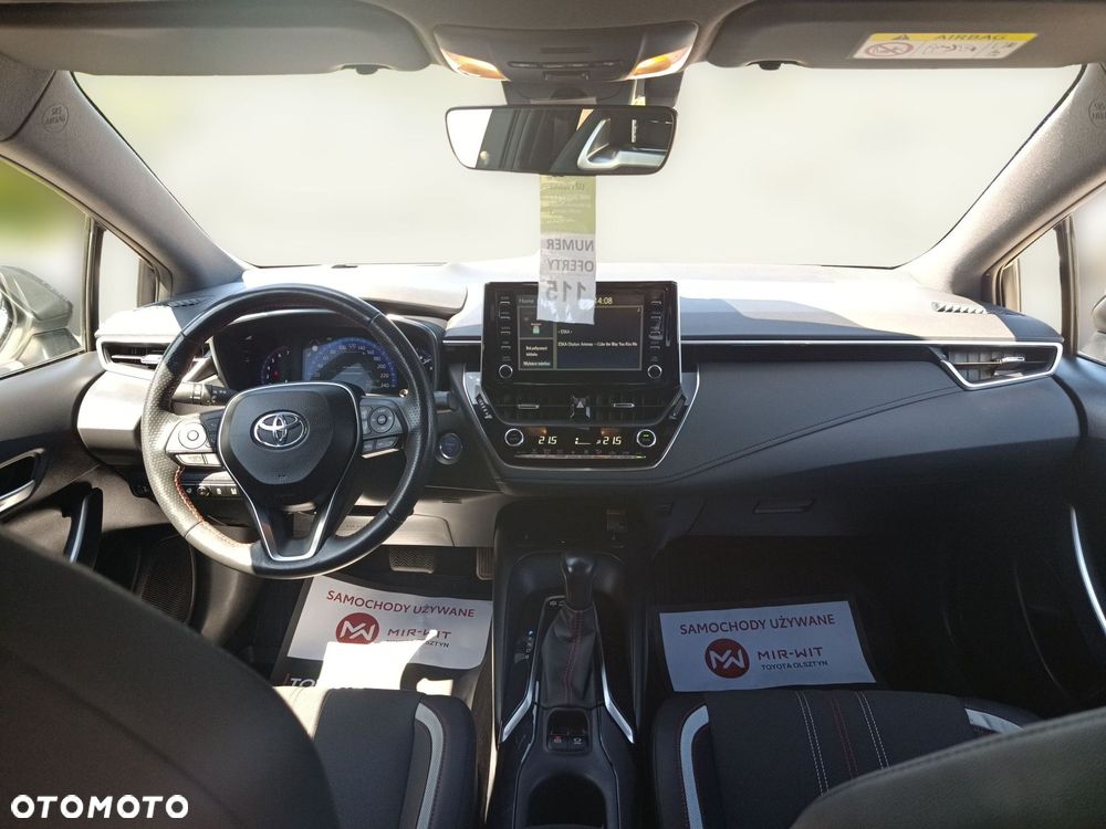 Toyota Corolla - 13