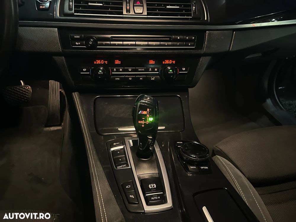 BMW Seria 5 520d Aut. M Sport Edition - 39