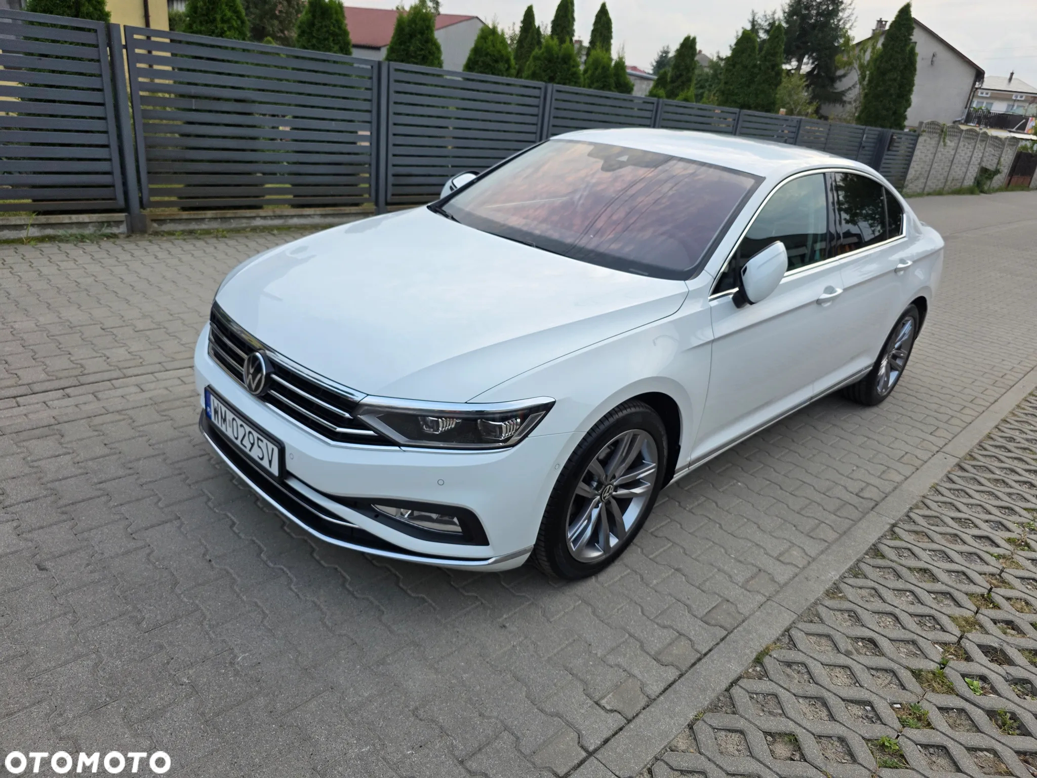 Volkswagen Passat 2.0 TDI Elegance DSG - 34