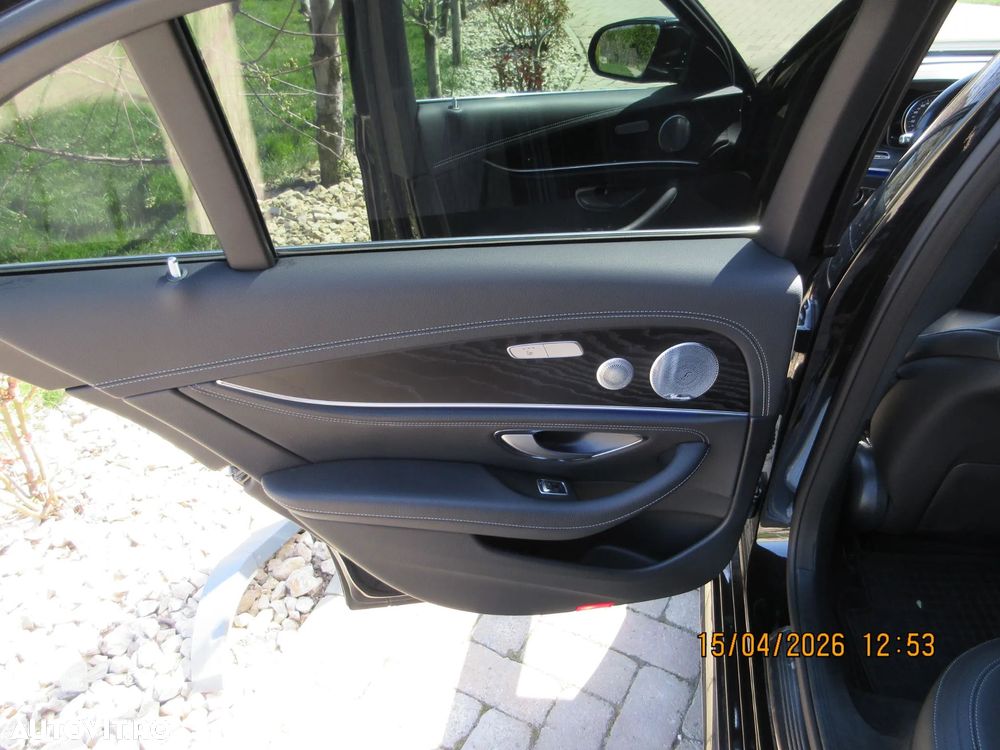 Mercedes-Benz E 220 d 4MATIC 9G-TRONIC AMG Line - 12