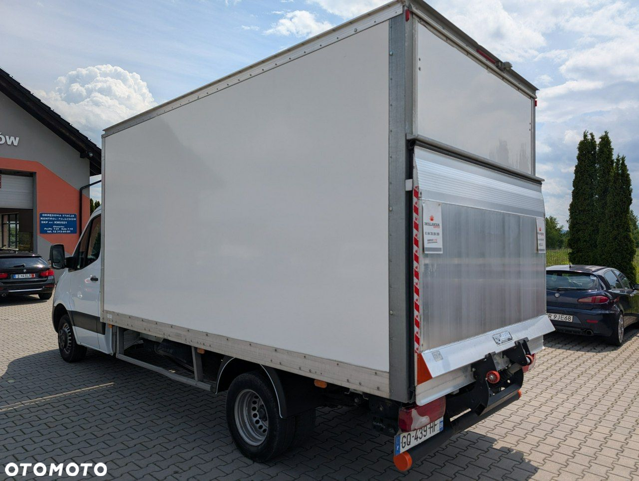 Mercedes-Benz Sprinter - 3