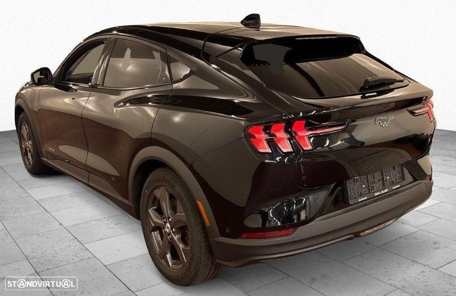 Ford Mustang Mach-E 75.7 kWh Base - 4