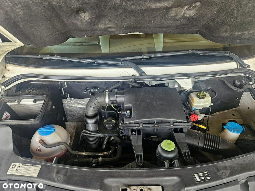 Volkswagen Crafter - 13