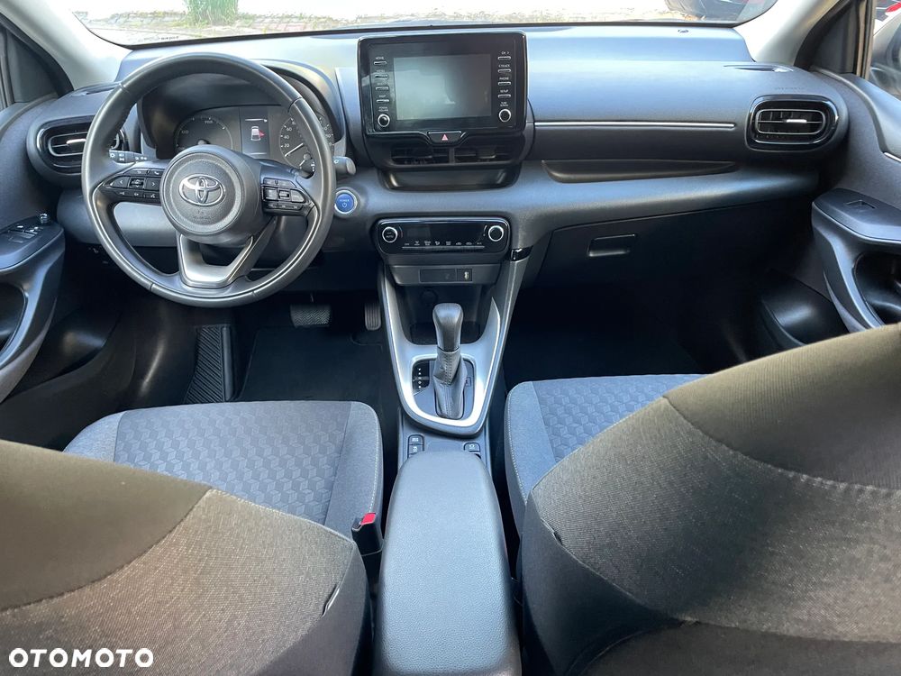 Toyota Yaris - 5