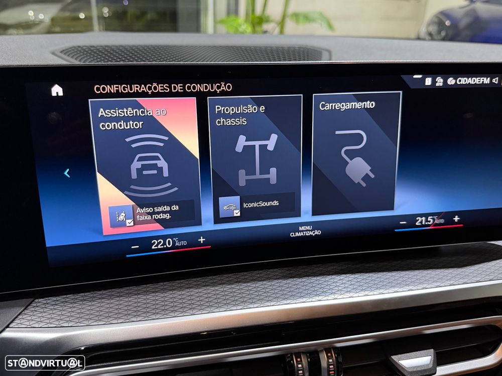 BMW 330 e Pack Desportivo M Pro Auto - 46