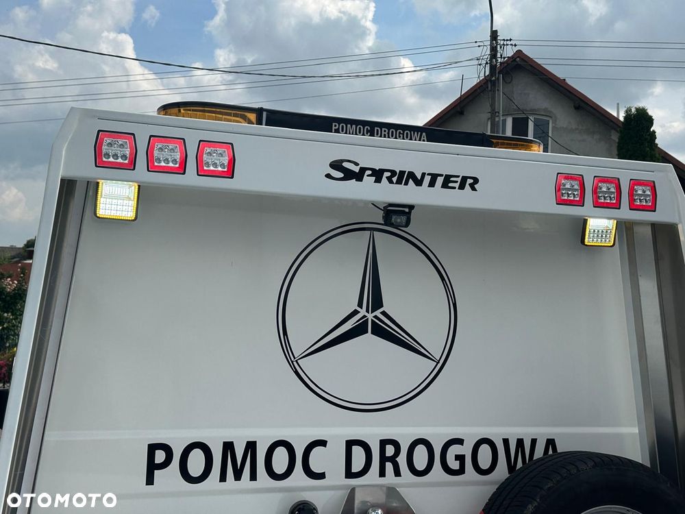 Mercedes-Benz SPRINTER - 15
