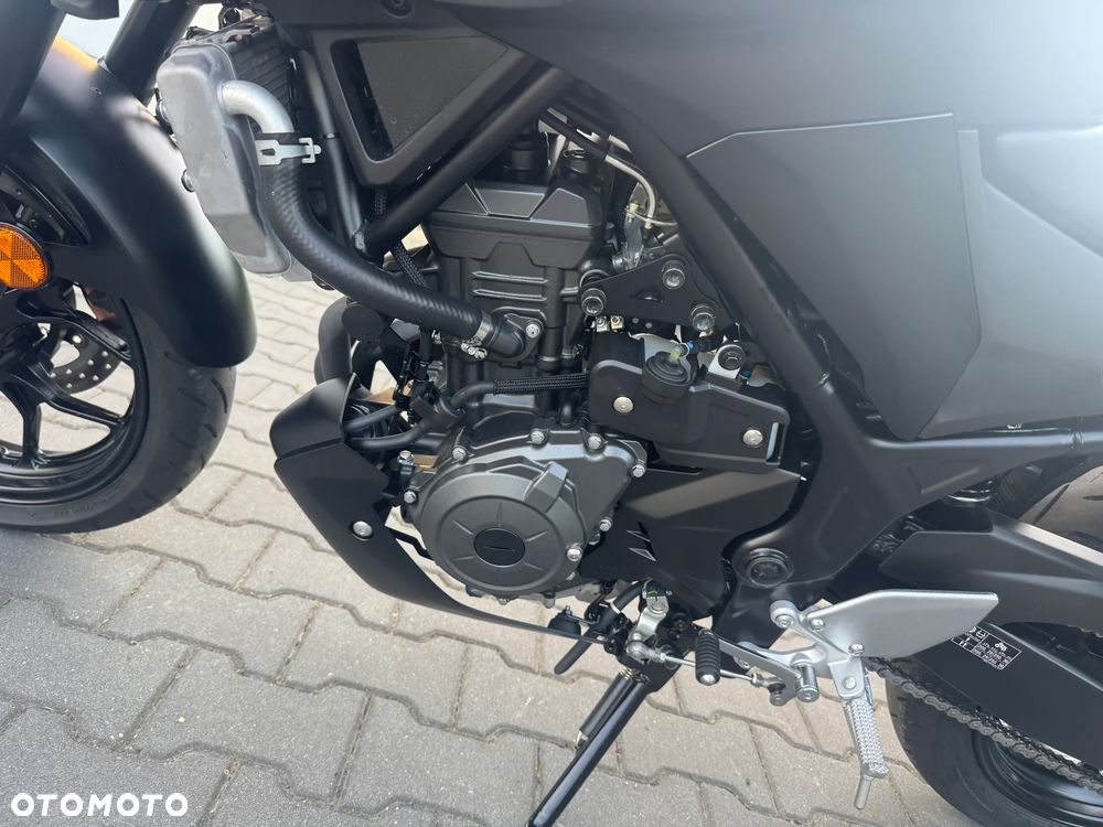 Yamaha MT - 26