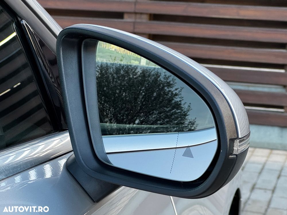 Mercedes-Benz A 180 d Sedan 8G-DCT Lim. AMG Line Advanced Plus - 28