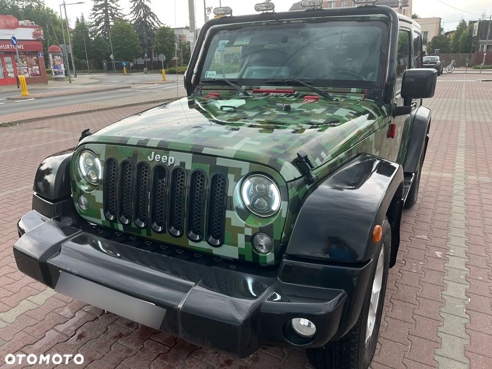 Jeep Wrangler - 2