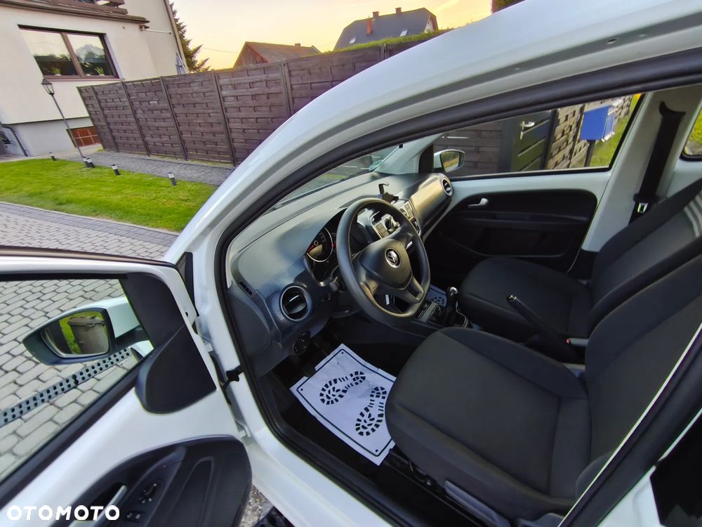 Volkswagen up! - 21