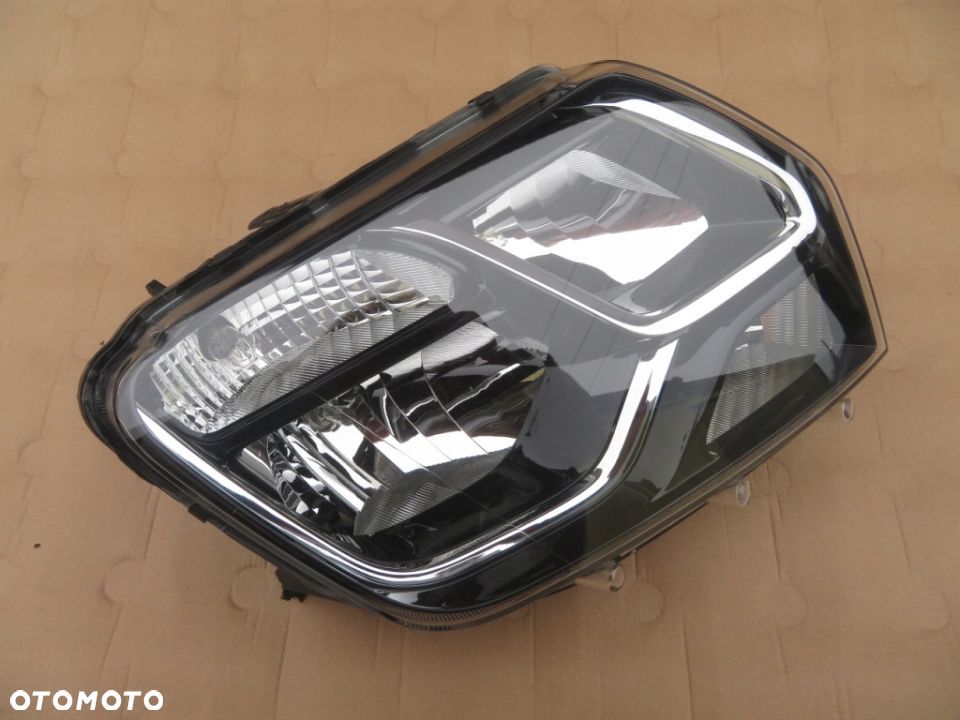 REFLEKTOR PRAWY DACIA DUSTER I LIFT 13-18R KRAKÓW - 2