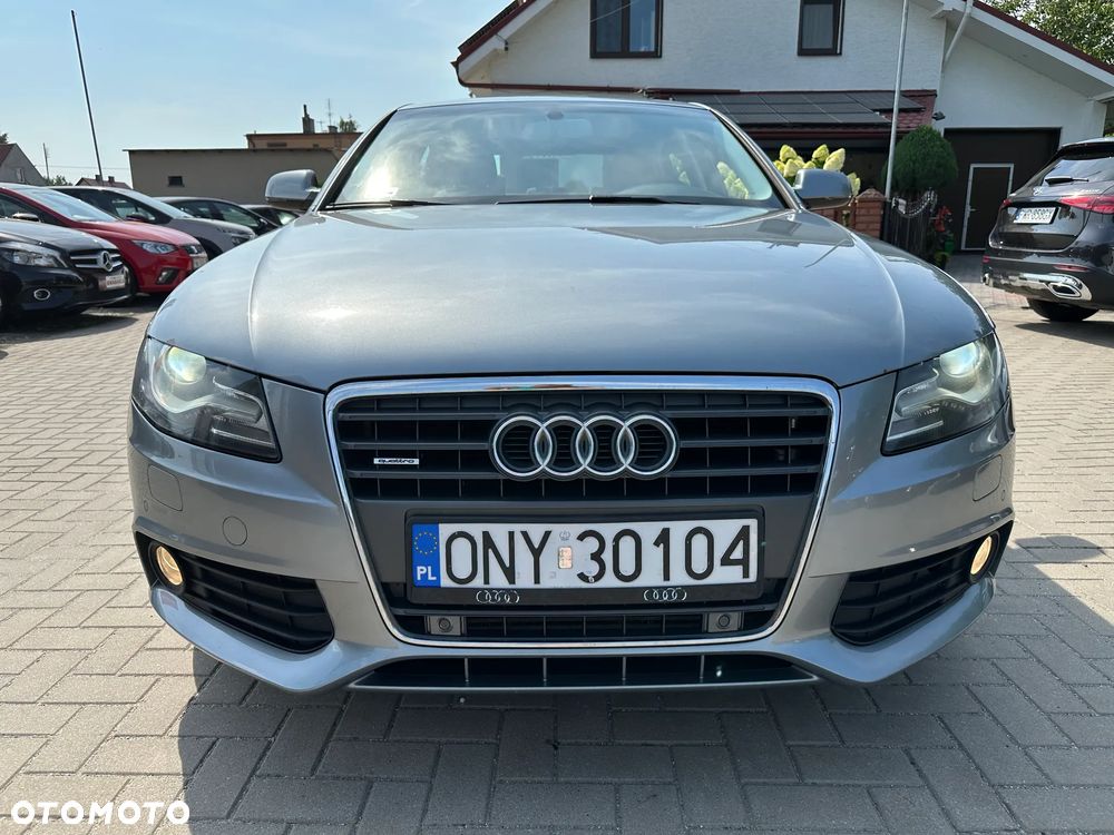 Audi A4 Limousine - 36