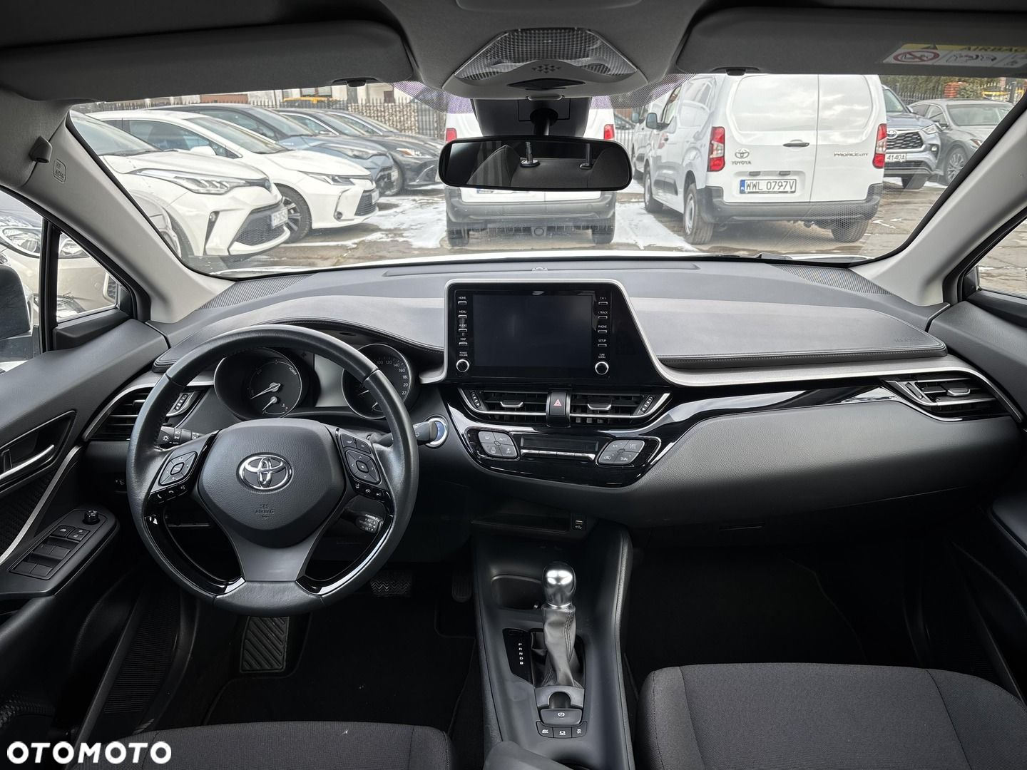 Toyota C-HR - 9