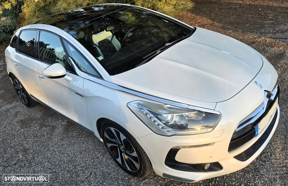 DS Automobiles Ds5 2012 photo 3