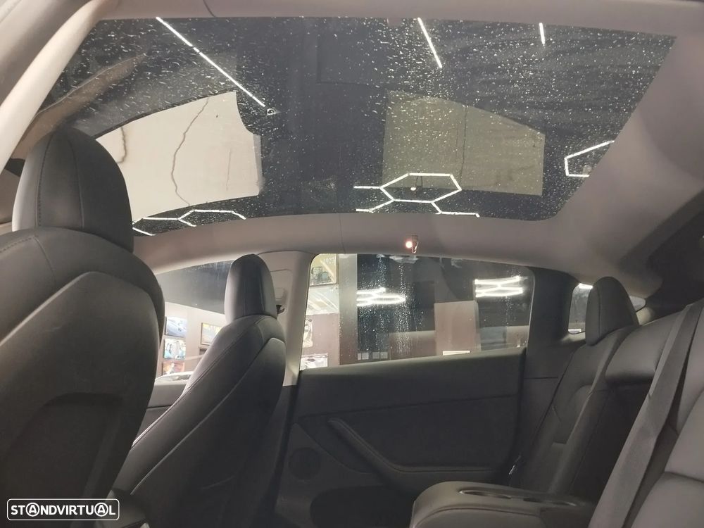 Tesla Model Y Long Range Tração Integral - 17