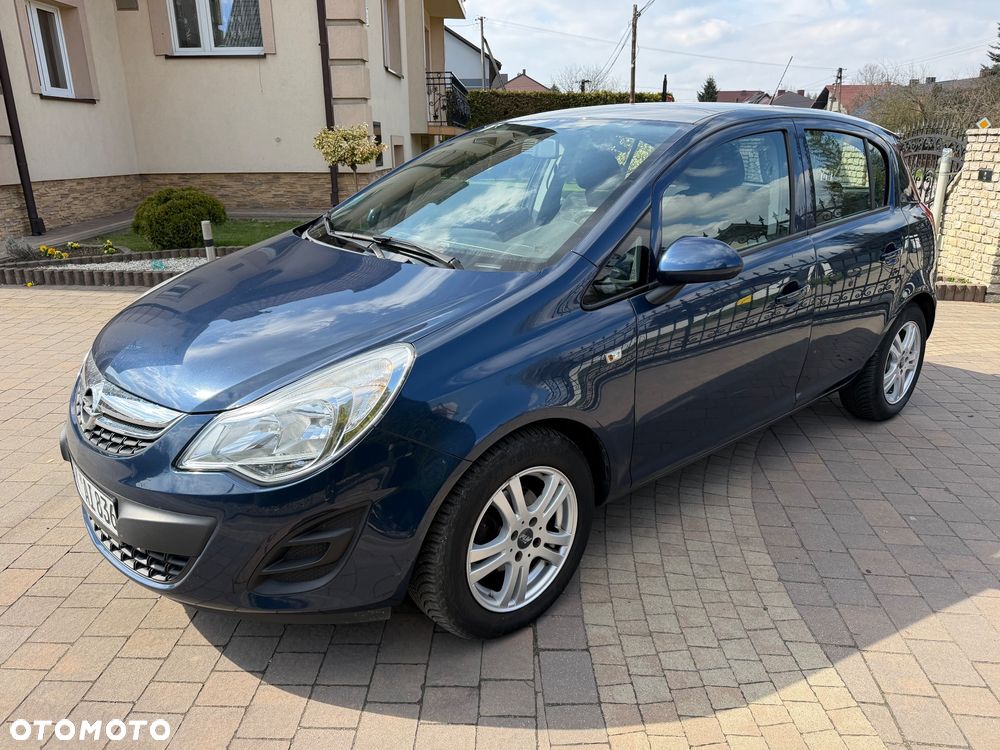 Opel Corsa 1.4 16V Cosmo - 19
