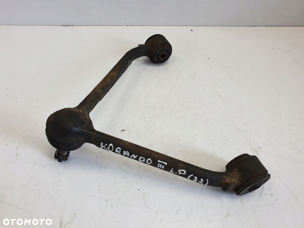 SsangYong Korando III 2.0 D PRZEDNI WAHACZ lewy - 2