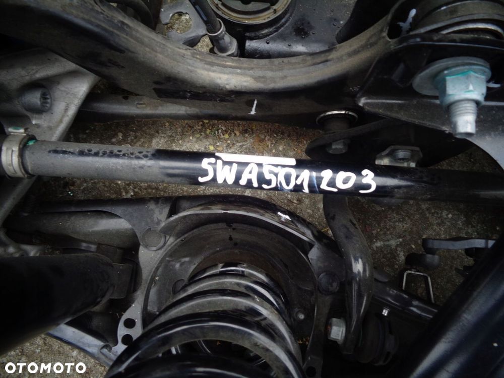 Wozek sanki tyl Volkswagen GOLF R VIII 8 2.0 TSI - 5