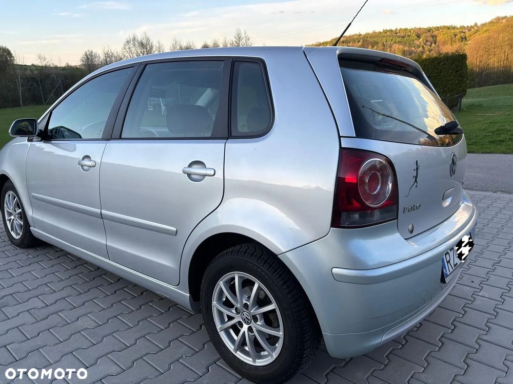 Volkswagen Polo 1.4 TDI DPF BlueMotion - 6