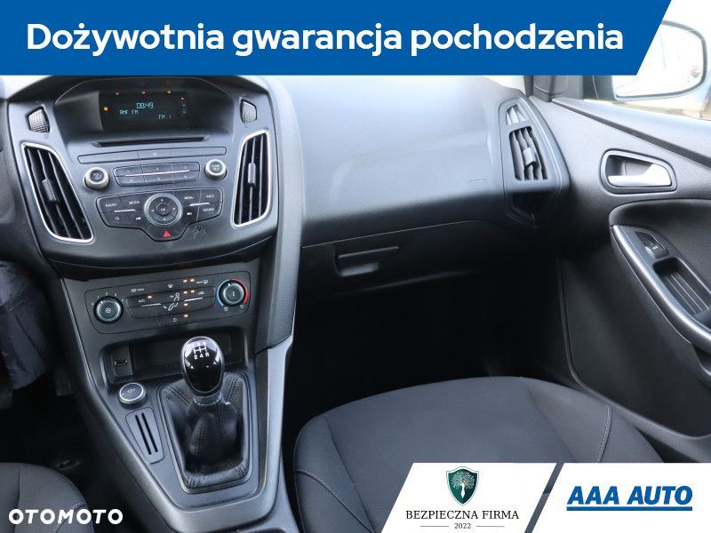 Ford Focus - 10