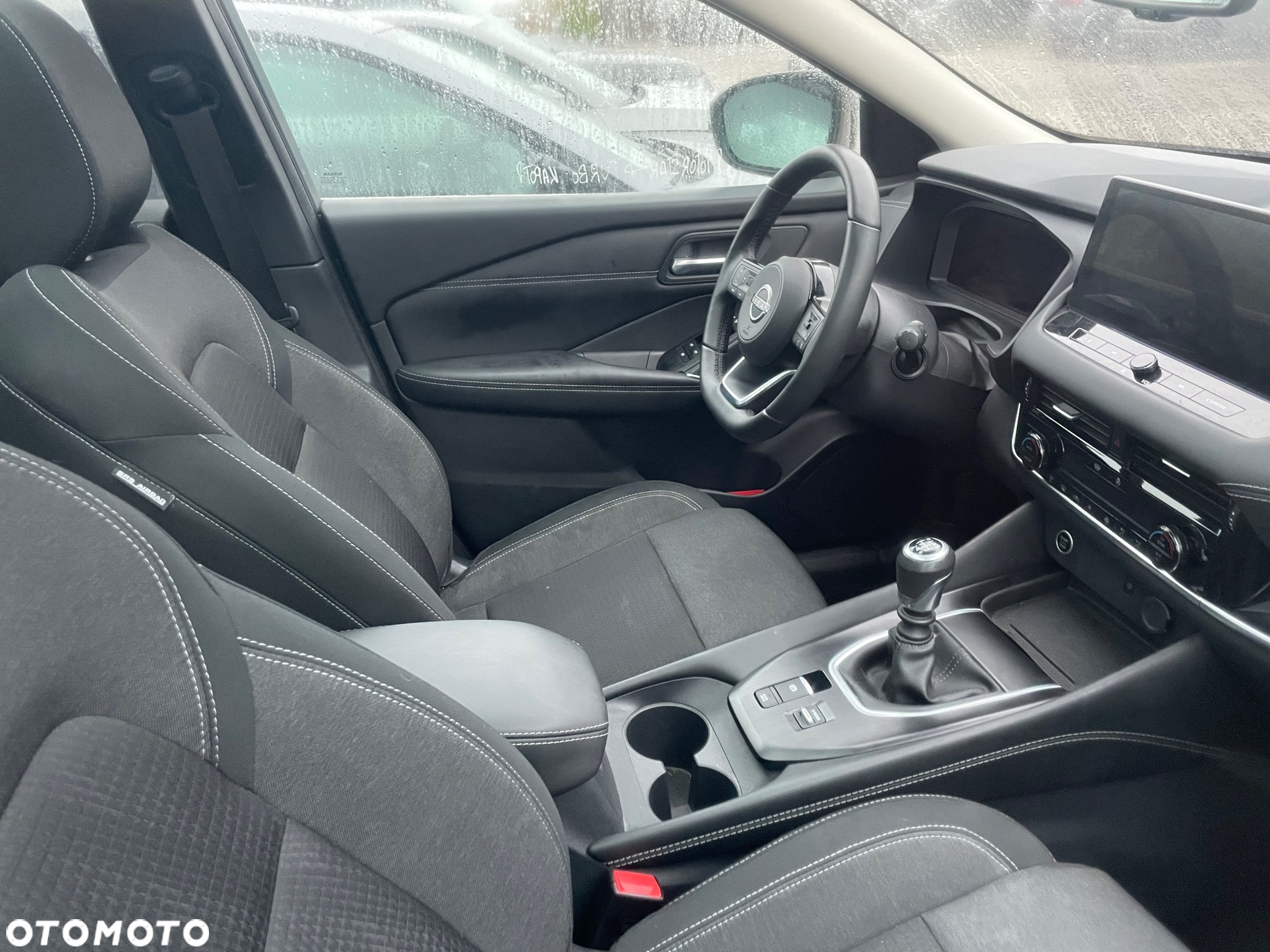 Nissan Qashqai 1.3 DIG-T MHEV Premiere Edition - 5