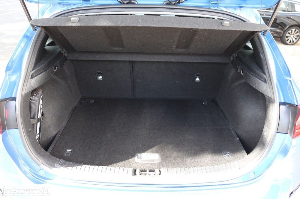 Kia Ceed 1.4 T-GDI TX+SRF 7DCT - 11