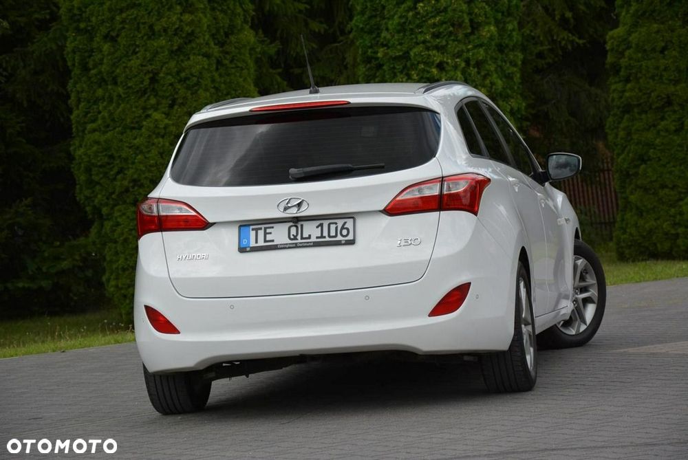 Hyundai i30 1.4 Comfort - 13