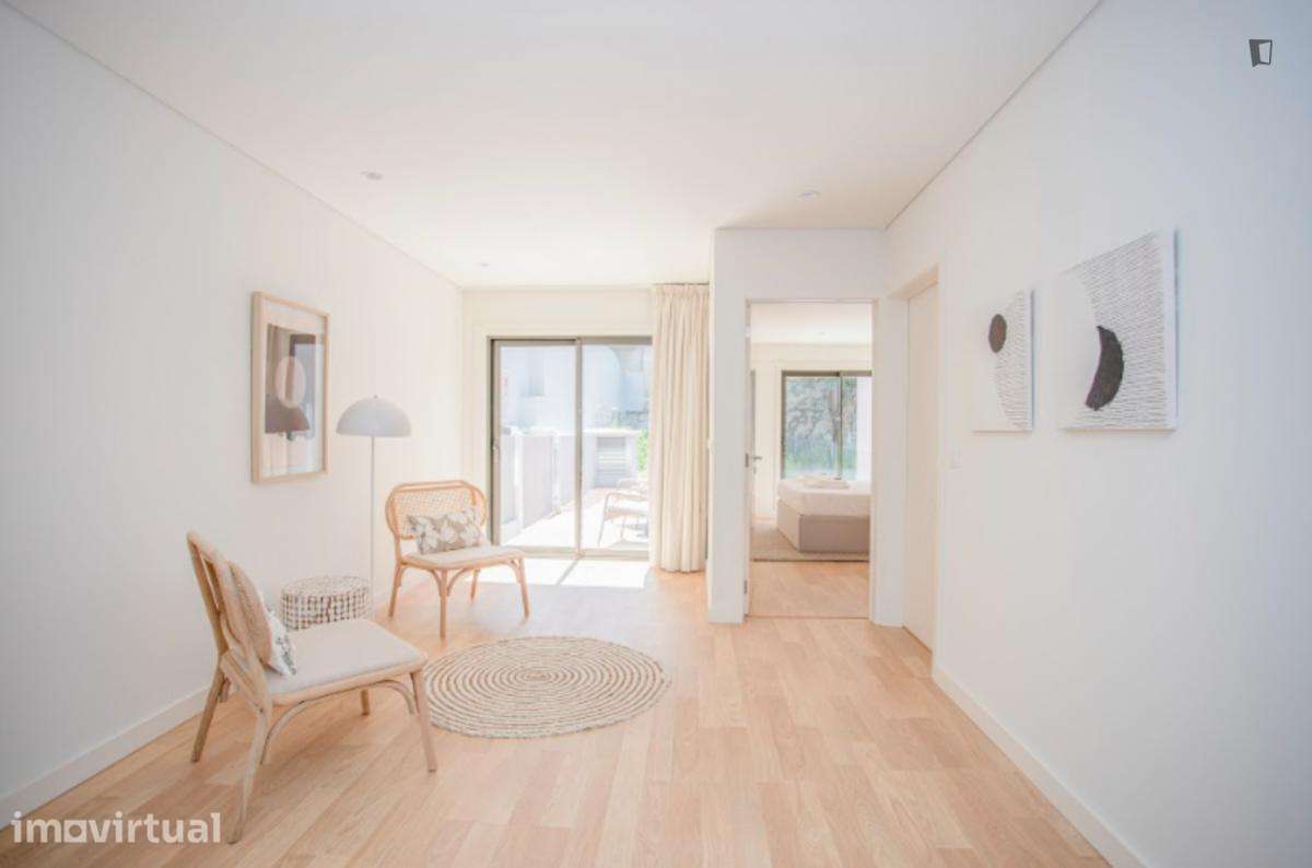 Apartamento com 1 quartos - localizado em Santo Ildefonso Porto - Grande imagem: 3/11