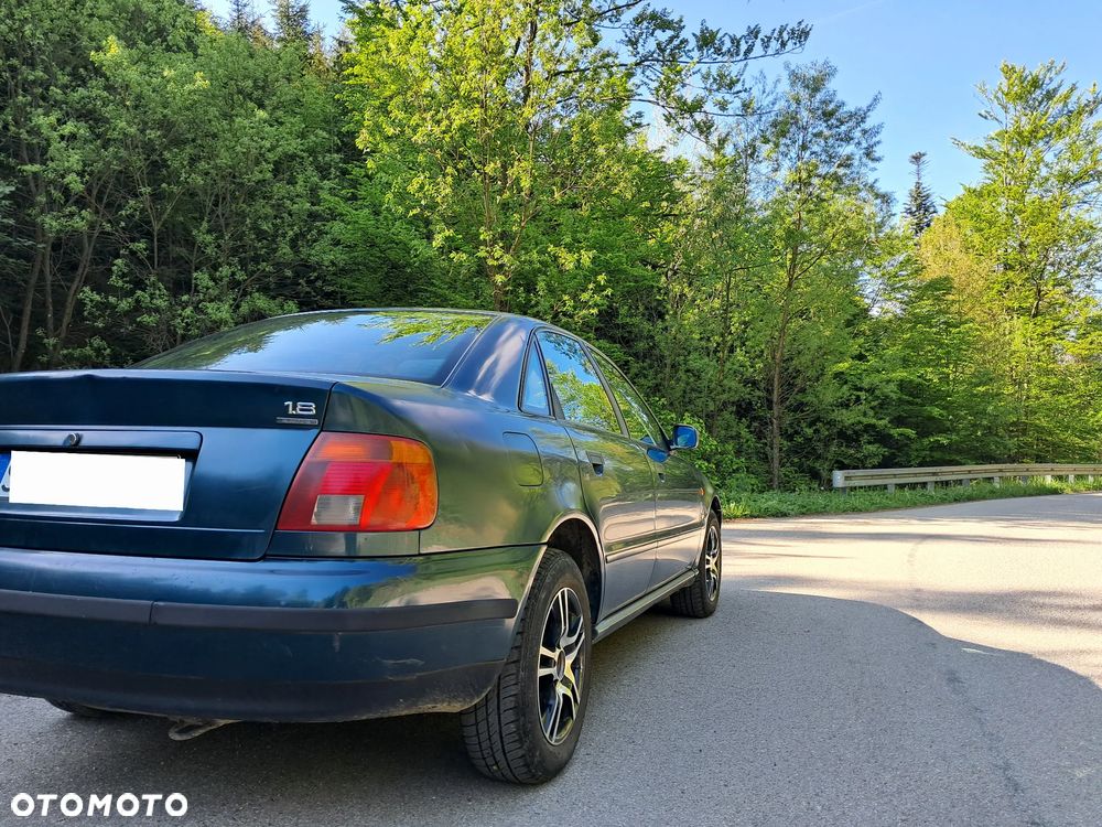 Audi A4 Limousine 1.8 Quattro - 7
