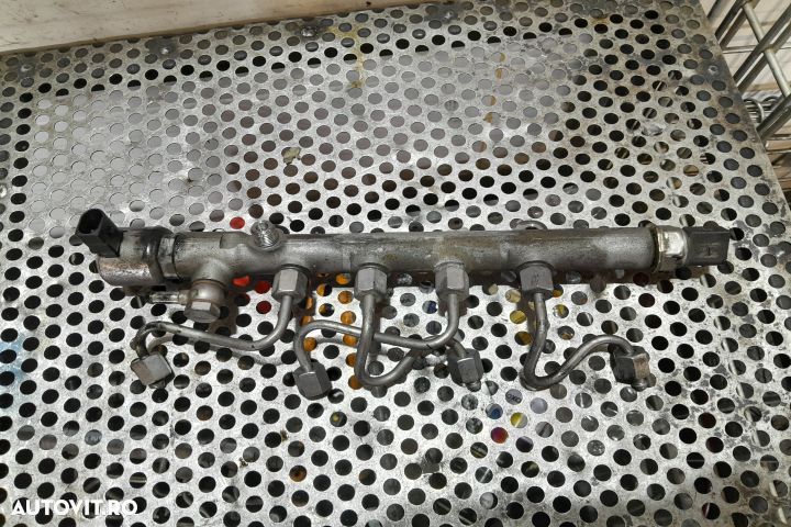 Rampa injectoare A6510700495 A6510700495 Mercedes-Benz C-Class W204/S - 2