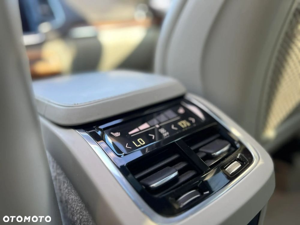 Volvo XC 90 T6 AWD Kinetic - 6